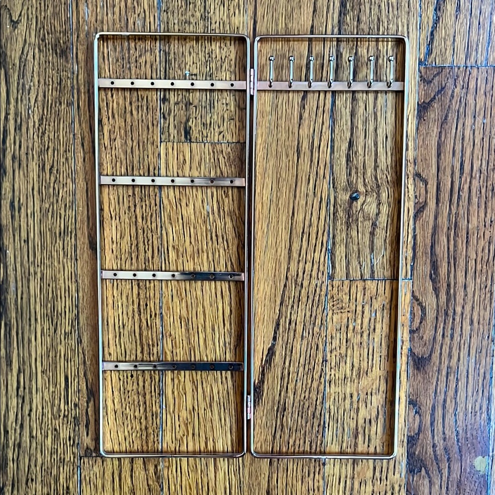 Urban Outfitters Foldable Gold Metal Jewelry Organizer